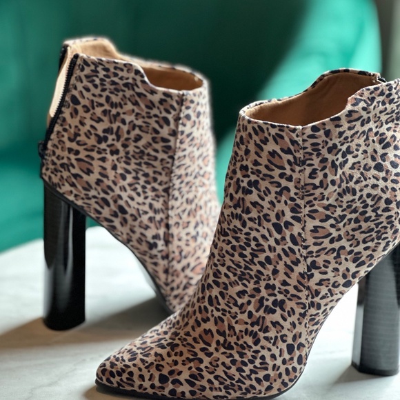 Leopard Print Booties - Picture 3 of 3
